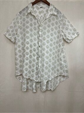 Chan Luu Block Print Short Sleeve High-Low Button Down Blouse